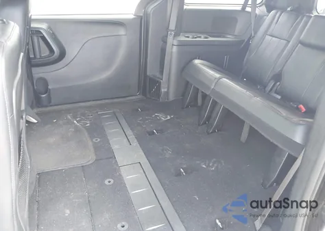 2016 Dodge Grand Caravan R/T z USA, uszkodzony, nr VIN 2C4RDGEG5GR249209